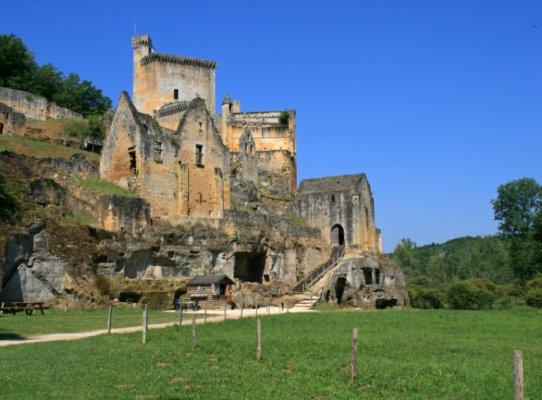 Villages de caractères en Dordogne